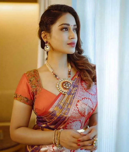 Timeless Elegance: Nivetha Pethuraj’s Saree Look Captures Hearts
