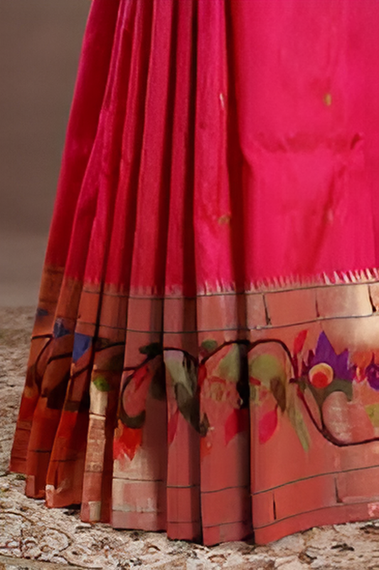 The Art of Balance: Pairing Paithani Silk Sarees with the Perfect Accessories for Weddings