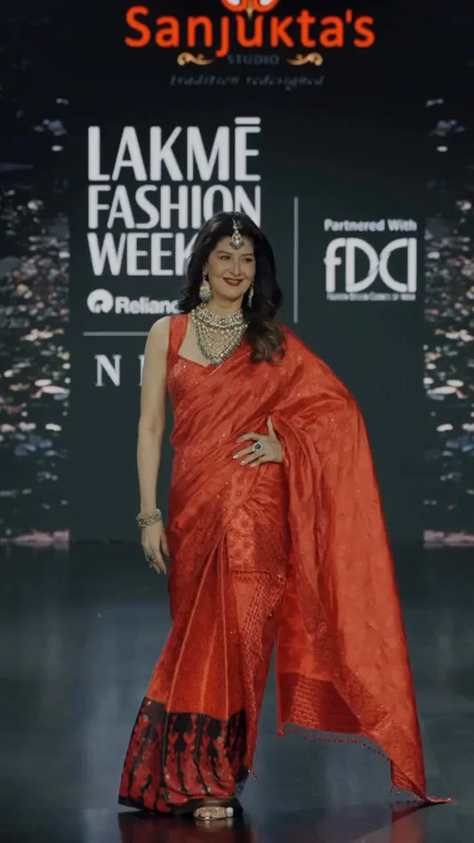 Sangeeta Bijlani Graces the Ramp in a Gorgeous Red Saree, and We’re Mesmerized