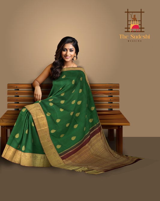 Lavender Luxury Pure Kanchipuram Silk Saree with Copper Zari Work