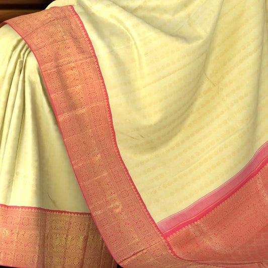 Enigmatic Elegance of Off White with Annapakshi and Rudraksham Motifs Pure Kanchipuram Silk Saree