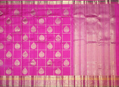 Magenta Kanchipuram Silk Saree with Tear Motif Checks – A Classic Statement of South Indian Elegance