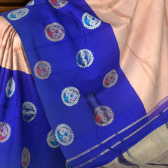 Light Pink Kanchi Pure Silk Saree with Royal Blue Border and Silver-Gold Circle Bhuttas – Subtle Elegance with a Regal Edge