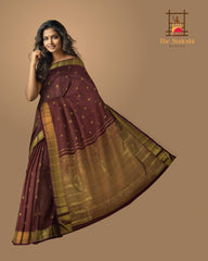 Coffee Brown Kanchipuram Silk Saree with checks and podi zari kattam with kamalam butta designs on the body with self kuyil kann with kolam design border and floral with diamond design and hexagon varisapet designs in pallu