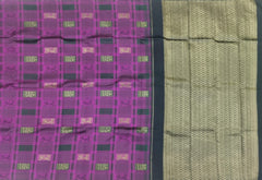 Borderless Pink and Black Checked Kanchipuram Silk Saree