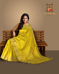 Luminous Mango Yellow Kanchipuram Silk Saree with Delicate Small Bhuttas - Golden Glow