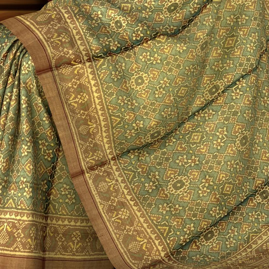 Pista Green Red Single Ikat Rajkot Patola Saree with Tissues