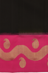 Black Kanchipuram Silk Saree with Plain on the body with Ganga Jamuna Border (1 side green, 1 side pink) border and Pink 8 Kol Pallu with Seepu Reku with bold temple