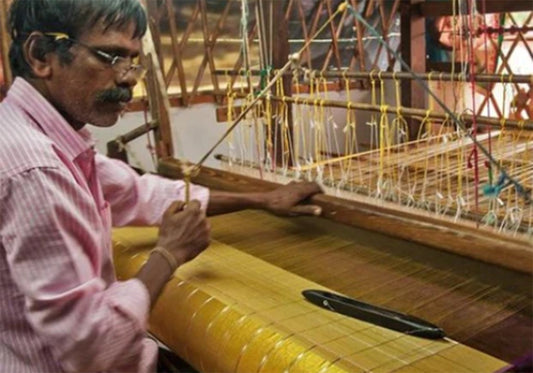 silk saree weaving