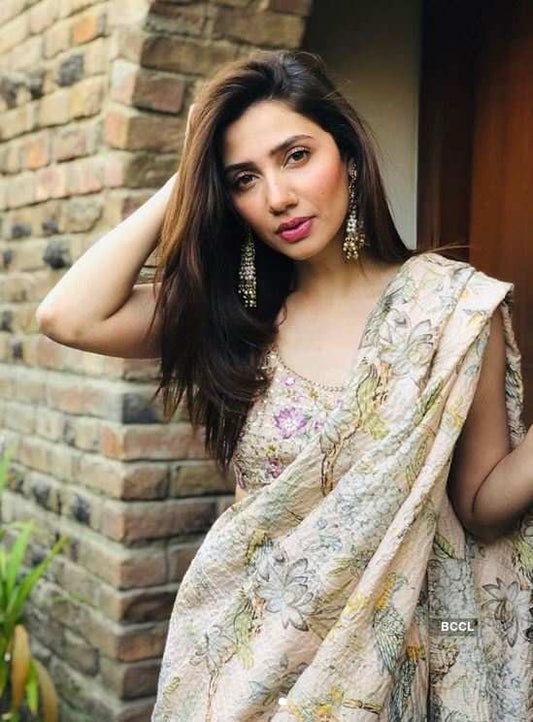 Pakistani Actress Mahira Khan Embraces Elegance in Sarees by Indian Designers