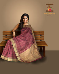 Maroon Kanchipuram Silk Saree with Mango Motif Checks and Annam Border – A Drape of Tradition and Divinity