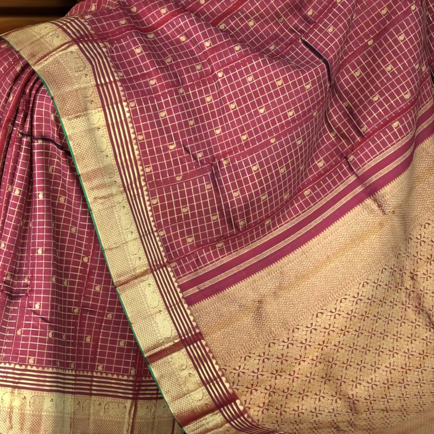 Maroon Kanchipuram Silk Saree with Mango Motif Checks and Annam Border – A Drape of Tradition and Divinity