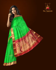 Green Jacquard Kanchipuram Silk Saree with Maroon Border – Earthy Tones Woven with Royal Charm