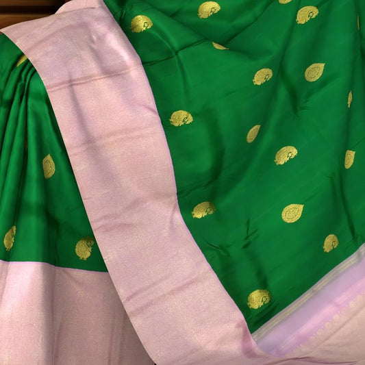 Dark Green Annam Bhutta Kanchipuram Silk Saree with Light Pink Pallu