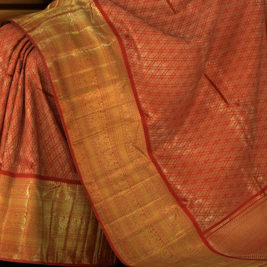 Red Kanchipuram Silk Saree with jacquard diamond design & kamalam motif on the body with self border and kuyil kan, benarspet with varisapet in pallu