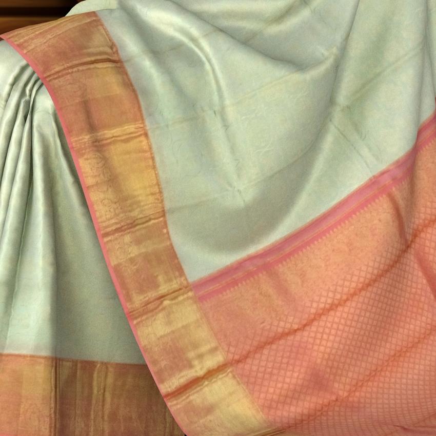 Classic Off-White Kanchipuram Silk Jacquard Saree with Floral Design