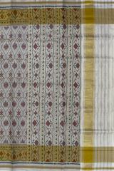 Off White Single Ikat Rajkot Patola Saree with Phool Jhaad Daliyabhat Design