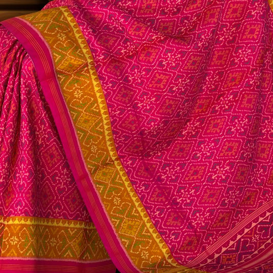 Pink Pan Chanda Border Pallu Chelari Single Ikat Rajkot Patola Saree