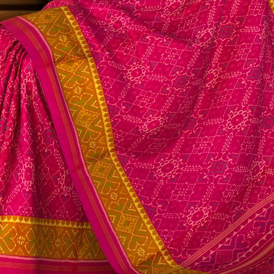 Pink Manekchowk Border Pallu Chelari Single Ikat Rajkot Patola Saree