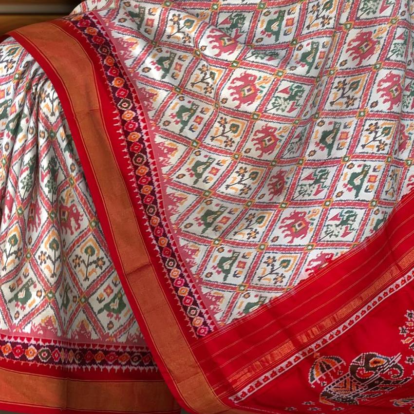 White and Red Narikunju Pochampalli Saree