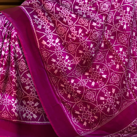 Majenta Pink Pochampally Ikat Saree with Matching Border and Pallu